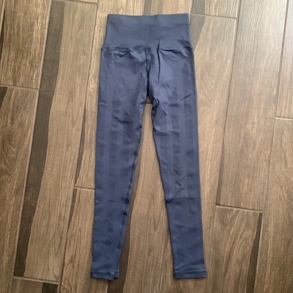 Avocado Breezy High Waisted Leggings in Shadow Navy Blue Sz XS/S - Picture 7 of 8